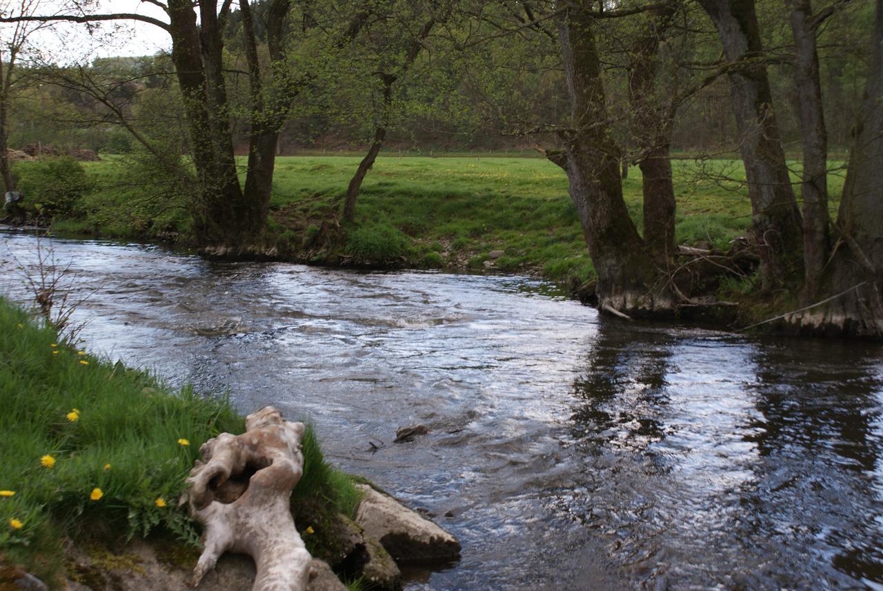 Le Gite De L Ourthe Ortheuville المظهر الخارجي الصورة